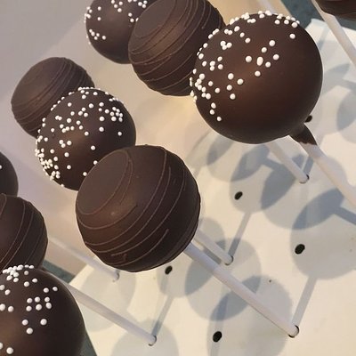Chocolate Cake Pops