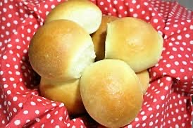 Yeast Rolls (6 Count)