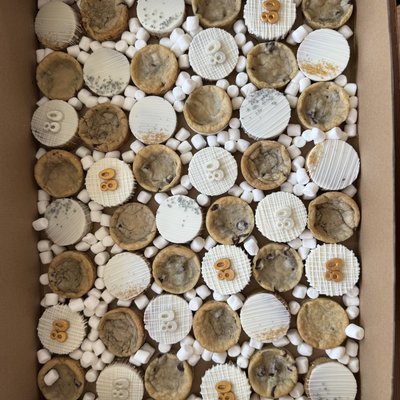 Mini Cookie Party Box