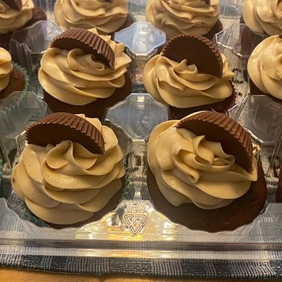 Reese’s Peanut butter Cupcakes 24ct