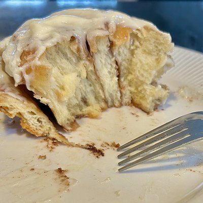 Cinnamon Rolls (4)