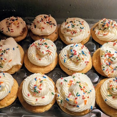 Vanilla Cupcakes