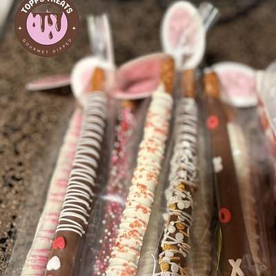 Classic Dipped Pretzel Rods - Dozen 