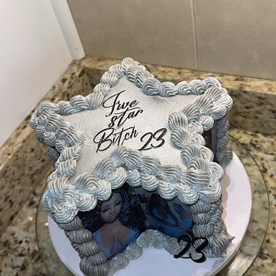 8' Star Cake 