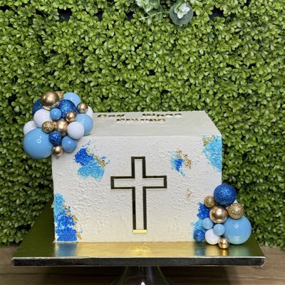Custom 6” Square Cake 