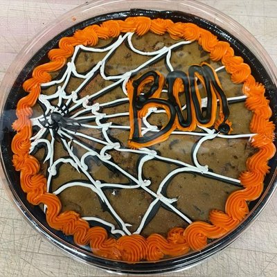 Halloween Boo Cookie Cakes