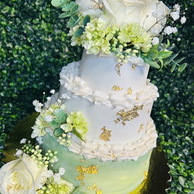 Wedding & Anniversary Cakes 