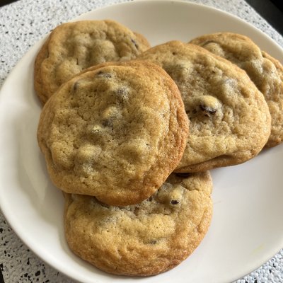 Cookies - Classic Chocolate Chip (Chewy)