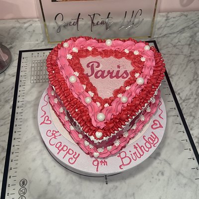8” Heart Cake - Red Velvet/Vanilla/Chocolate/