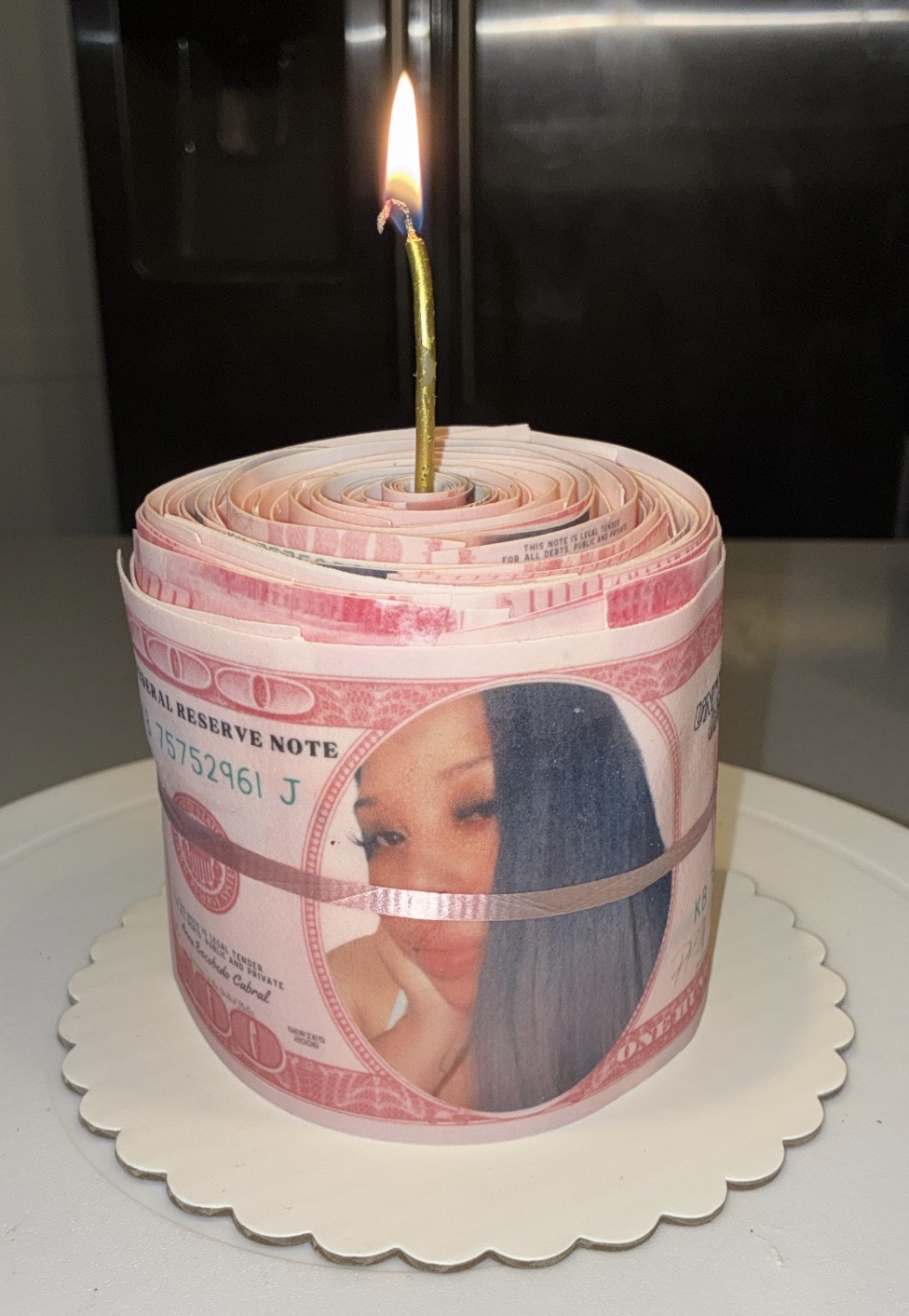 Köokē Jar Bankroll Cake 