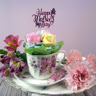 TeaCup With Jumbo Cupcake 