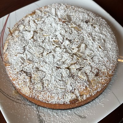 Spanish Almond Cake 