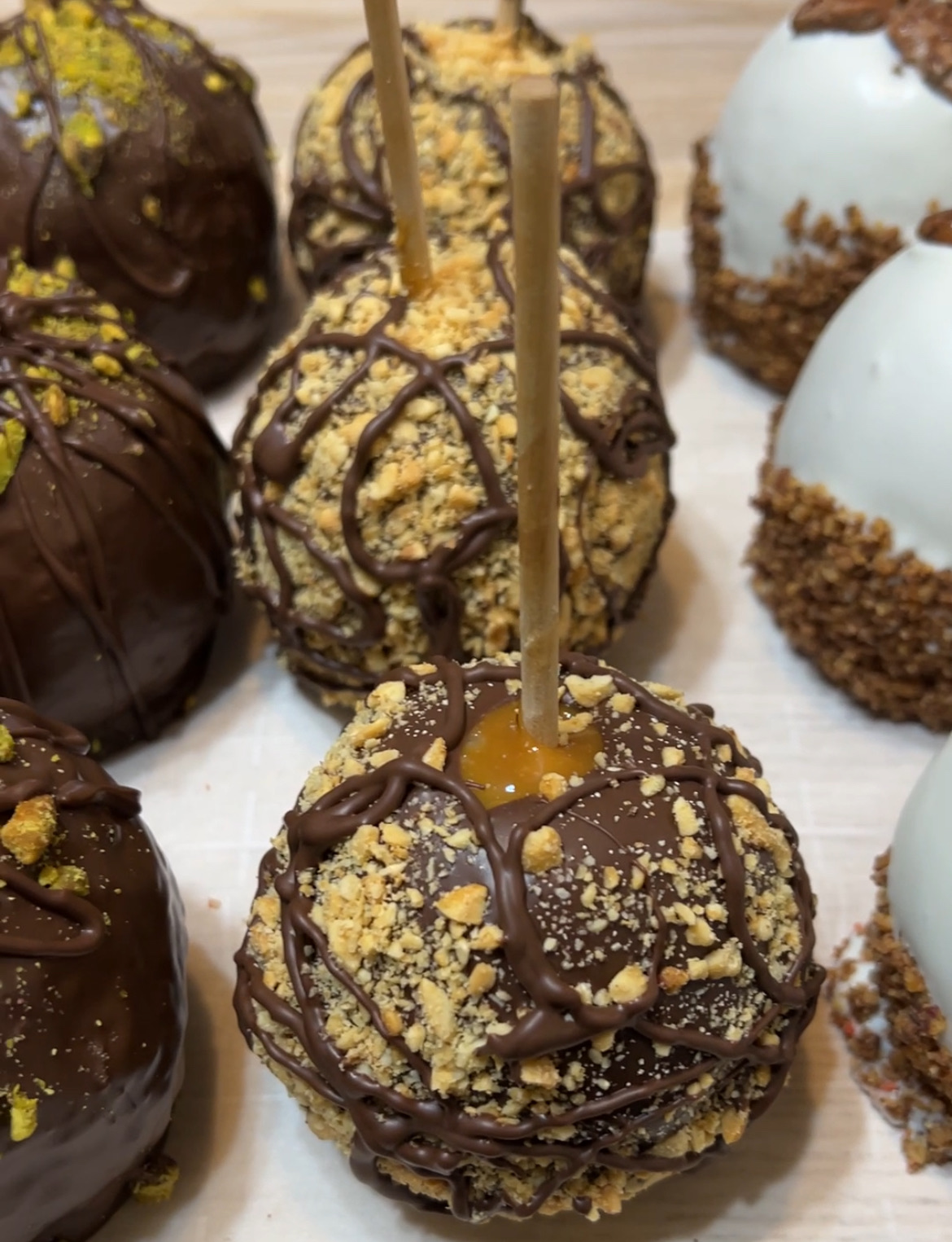 Chocolate W/nuts