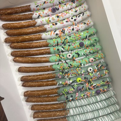 Chocolate Covered Pretzels 