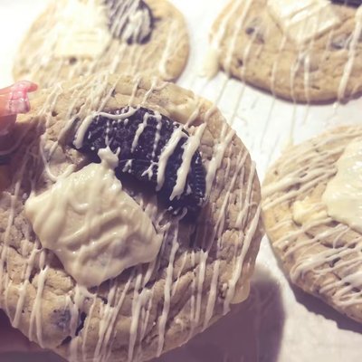 *CUSTOM* (DOZEN ONLY) cookies & cream