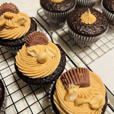 Chocolate Peanut Butter Cupcakes