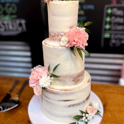Three Tier Round Cakes