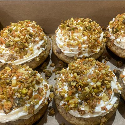 Carrot Cake Cupcakes (6)