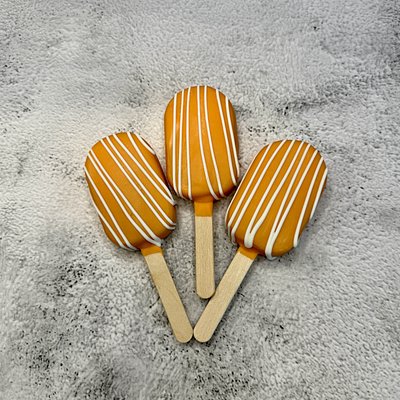 Cakesicles