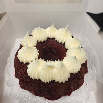 Red velvet bunt cake mini