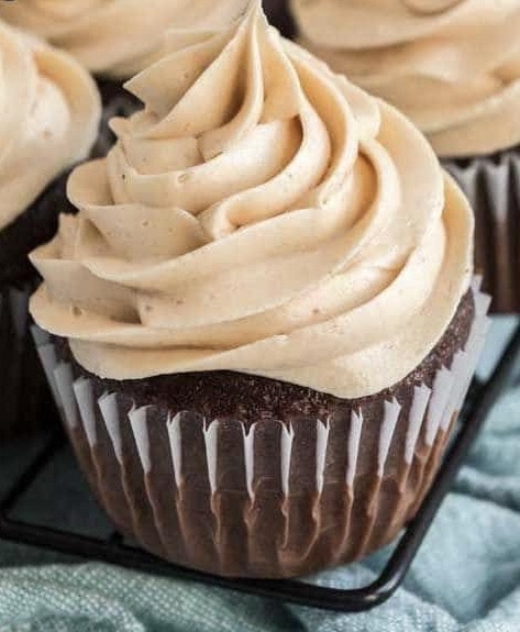 Peanut Butter Cupcake 