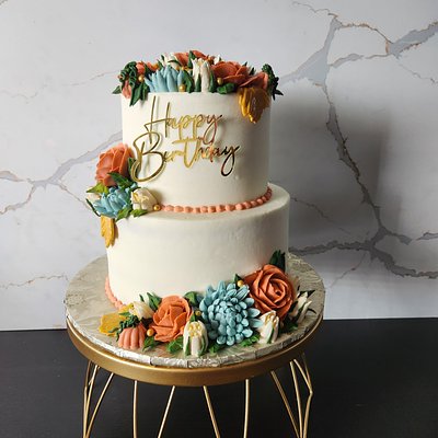 12" Gold Metal Cake Stand *Rental*