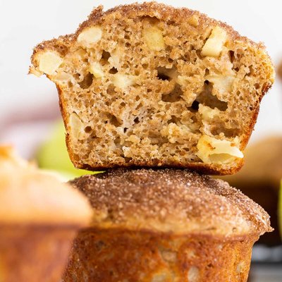 Apple Muffins (4 Pack)