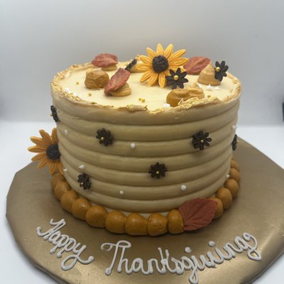 6” Seasonal Cake