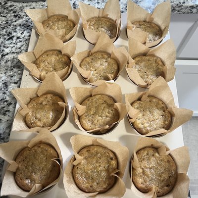 Moist Banana Muffins