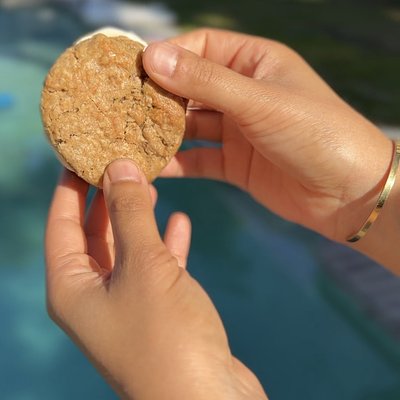 Oatmeal Cream Dream 