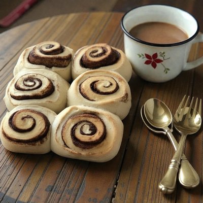 Cinnamon Rolls  