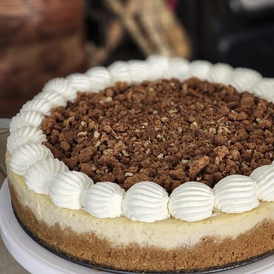 Classic Cheesecake With Crumble Topping