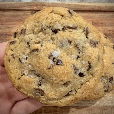 Double Chocolate Chunk w/ Sea Salt Cookies (12 Count) 