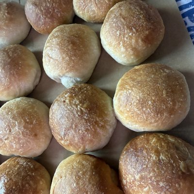 Dinner Rolls (8-pack) 
