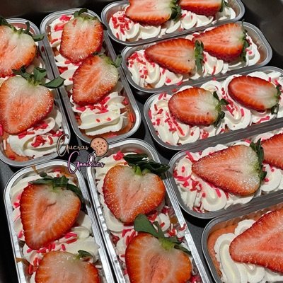 Mini Loaf Strawberry Cake
