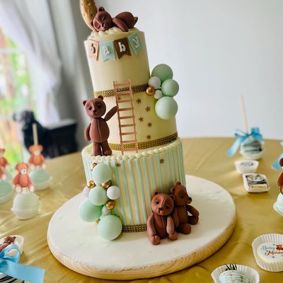 Custom Event Cakes