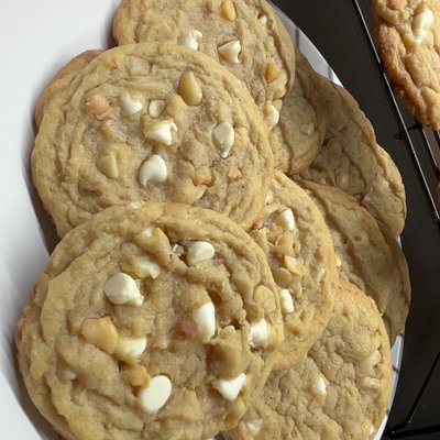 White Chocolate Macadamia Nut