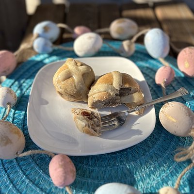 Orange Raisin Hot Cross Buns