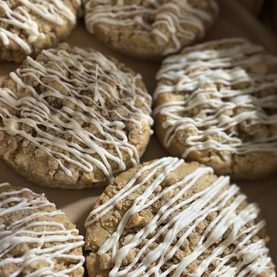 Half Dozen Sourdough Cookies (6 oz each) 
