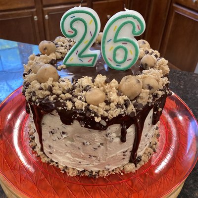 Chocolate Chip Cookie Dough Cake 