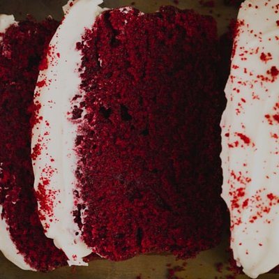Red Velvet Loaf w/ Vanilla Buttercream 