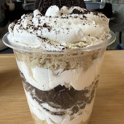 Cookies And Cream Cake Cup 