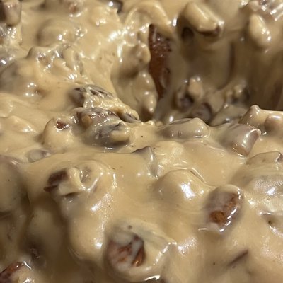 Pound Cake w/Pecan Praline Topping 