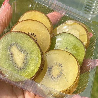 Candied Kiwis 