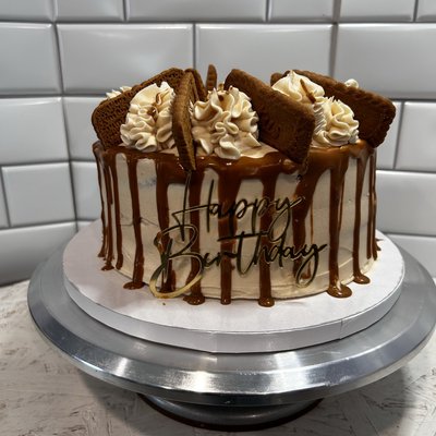 🎂 SIMPLE BIRTHDAY CAKE – ADVANCE ORDER