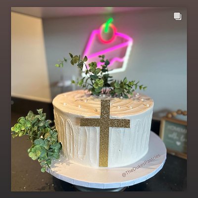 10” Round Cake (serves 30/38)