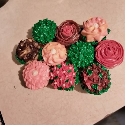 Cupcakes (1 Dozen)
