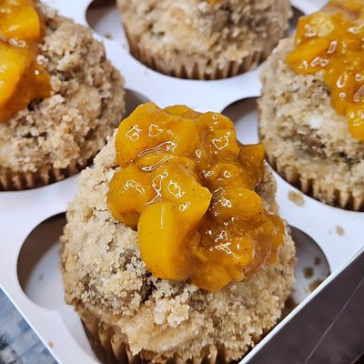 Peach Cobbler Cupcakes (6)