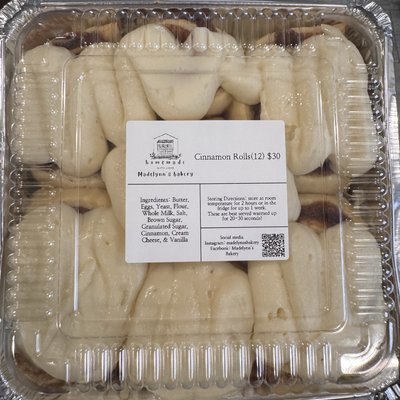 Cinnamon Rolls (12)