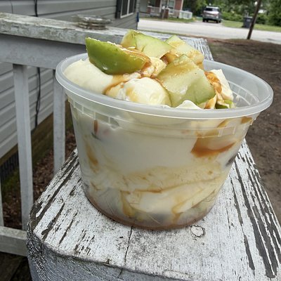 Caramel Apple Cheesecake 